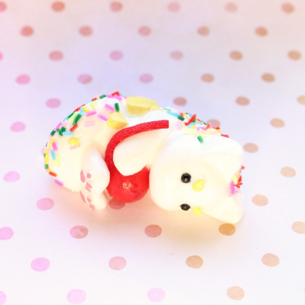 Ice Cream Mercat Figure. Yellow Variant Handmade Resin Art Toy Mini Fig. Desk Decoration Collectable. Chibi
