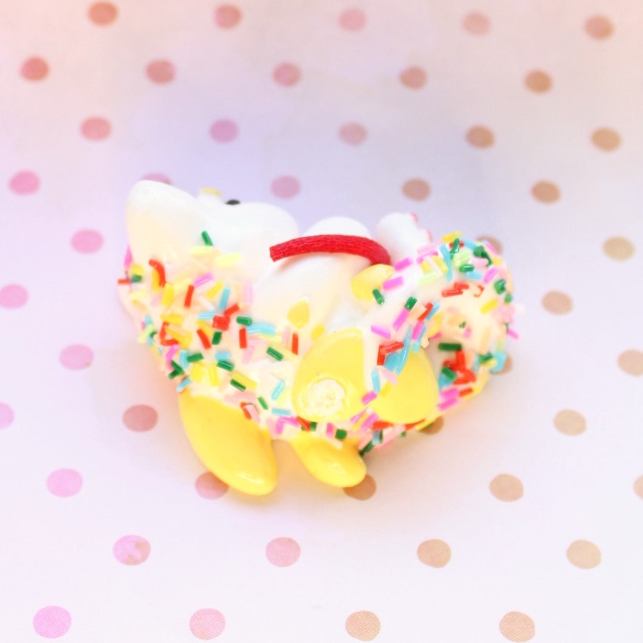 Ice Cream Mercat Figure. Yellow Variant Handmade Resin Art Toy Mini Fig. Desk Decoration Collectable. Chibi