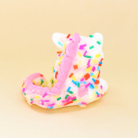 Dinocat Pink Ice Cream Sprinkle Figure / Handmade Resin Art Toy Mini Fig / Adorable Cat Dinosaur / Desk Decoration Collectable / Chibi