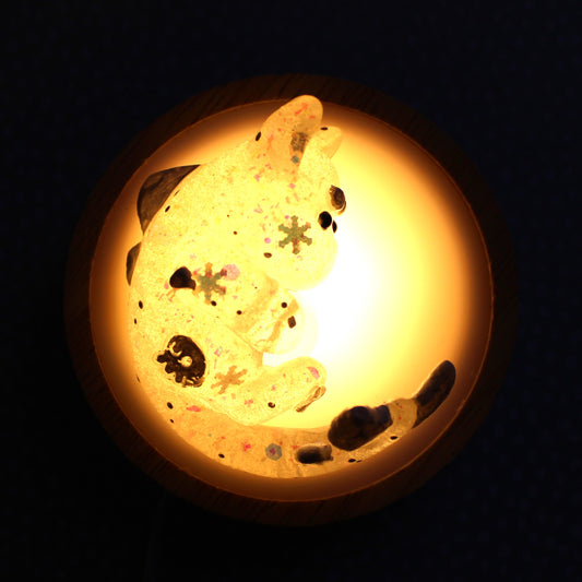 Warm White LED Base. USB Powered. Turn your Mini Figure into a cozy Night Light!