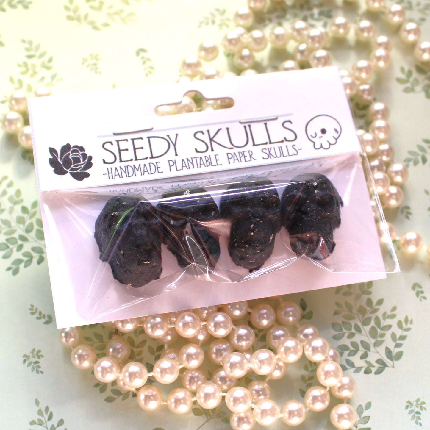 4 Pack Black Plantable Paper Skulls / Seed Bombs / Seedy Skulls Pack / Recycled Paper Pulp Craft / Spring Summer Small Gift / Wild Flowers