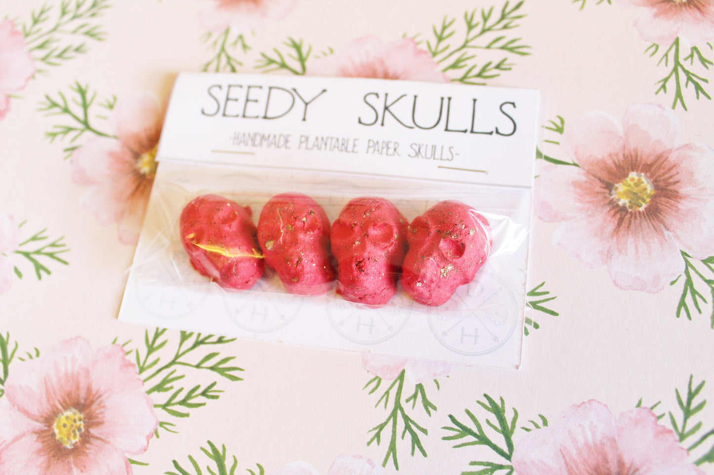 Red Plantable Paper Skulls / Seed Bombs / Seedy Skulls Pack / Recycled Paper Pulp Craft / Spring Summer Small Gift / Wild Flowers