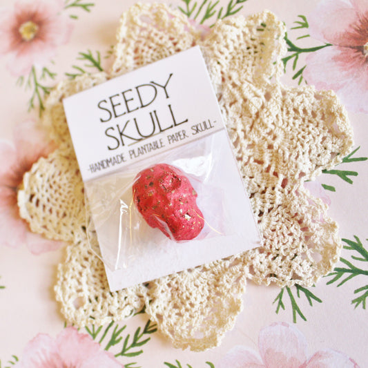 Single Red Plantable Paper Skull / Seedy Skull Seed Bomb / Recycled Paper Pulp Craft / Spring Summer Small Gift / Wild Flowers