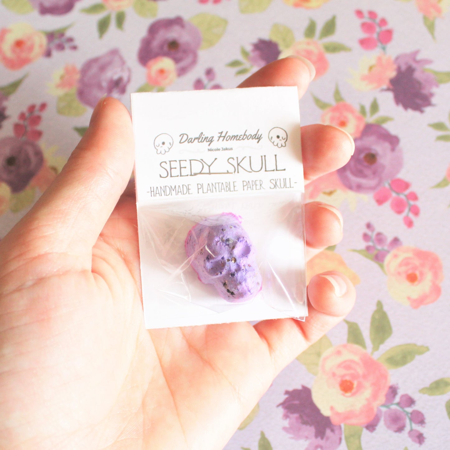 Single Purple Plantable Paper Skull / Seedy Skull Seed Bomb / Recycled Paper Pulp Craft / Spring Summer Small Gift / Wild Flowers
