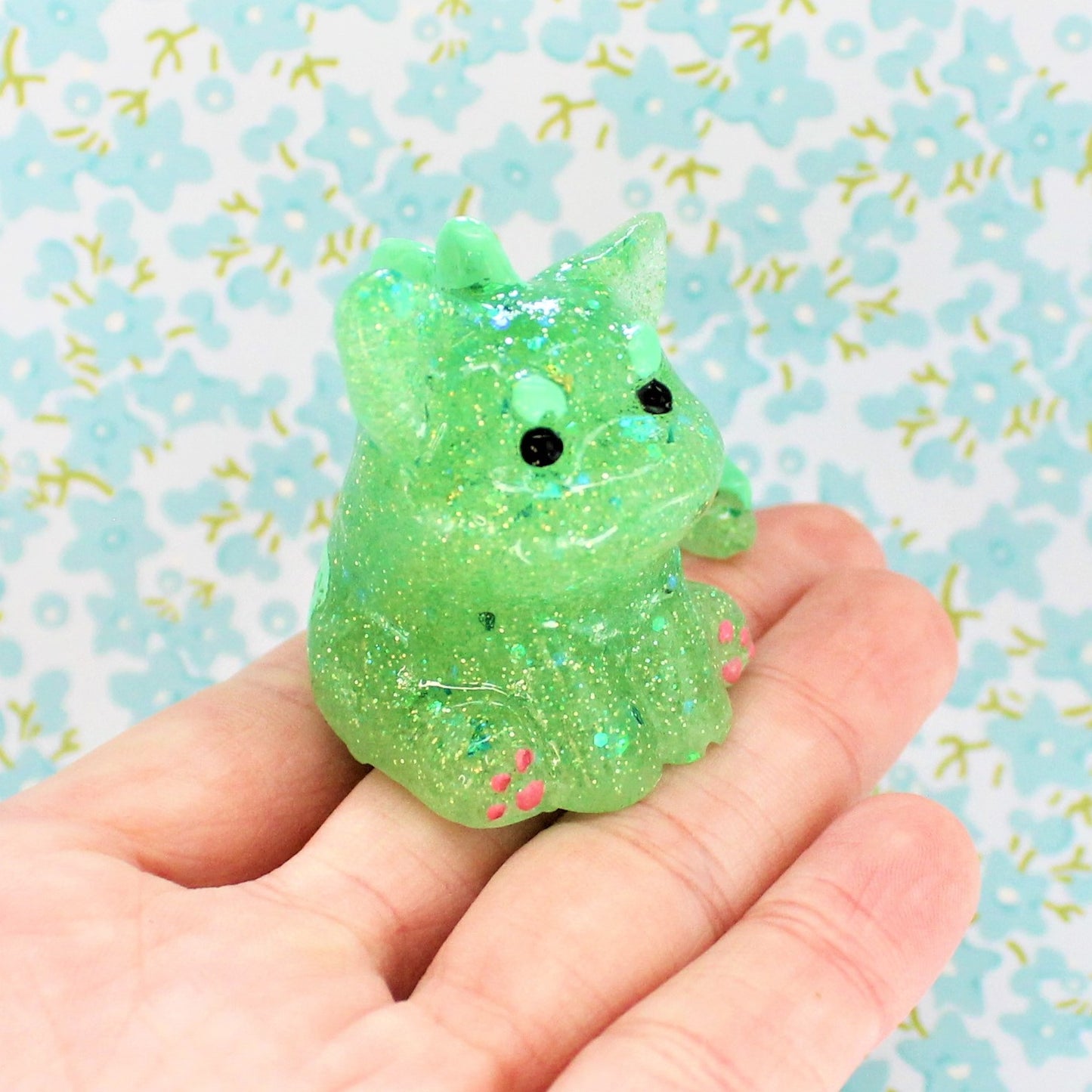 Dinocat Green Glitter Figure. Handmade Resin Art Toy Mini Fig / Adorable Cat Dinosaur / Desk Decoration Collectable / Chibi
