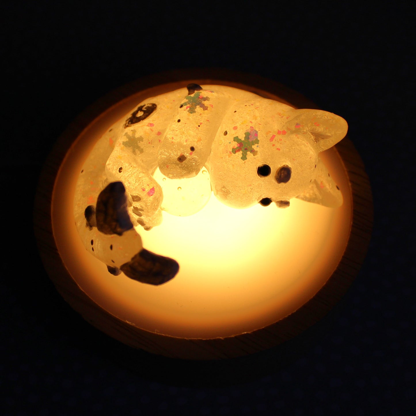 Warm White LED Base. USB Powered. Turn your Mini Figure into a cozy Night Light!