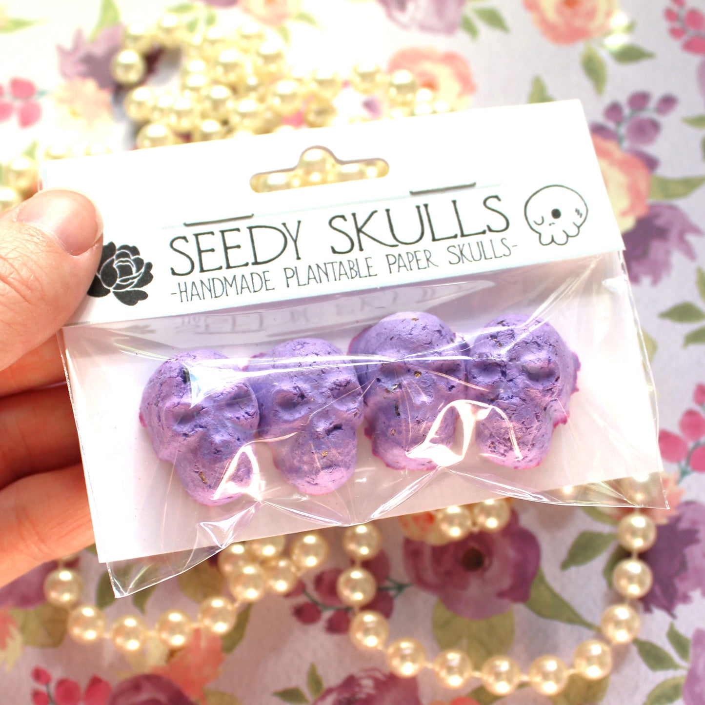 Purple Plantable Paper Skulls / Seed Bombs / Seedy Skulls Pack / Garden Plants / Spring Summer Gift / Pastel Goth Wedding Flowers